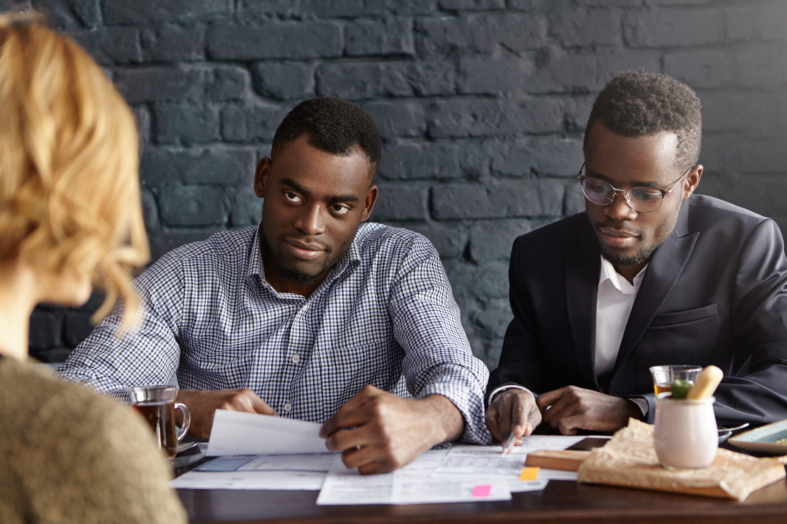 students reviewing their resume