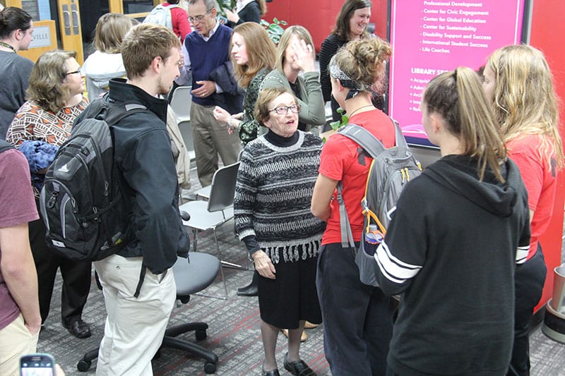 Holocaust survior Sonia Klein meets with students at Maryville