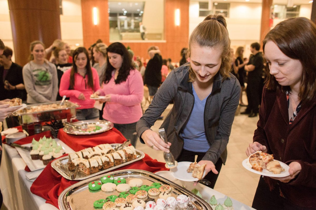 holiday tree lighting event