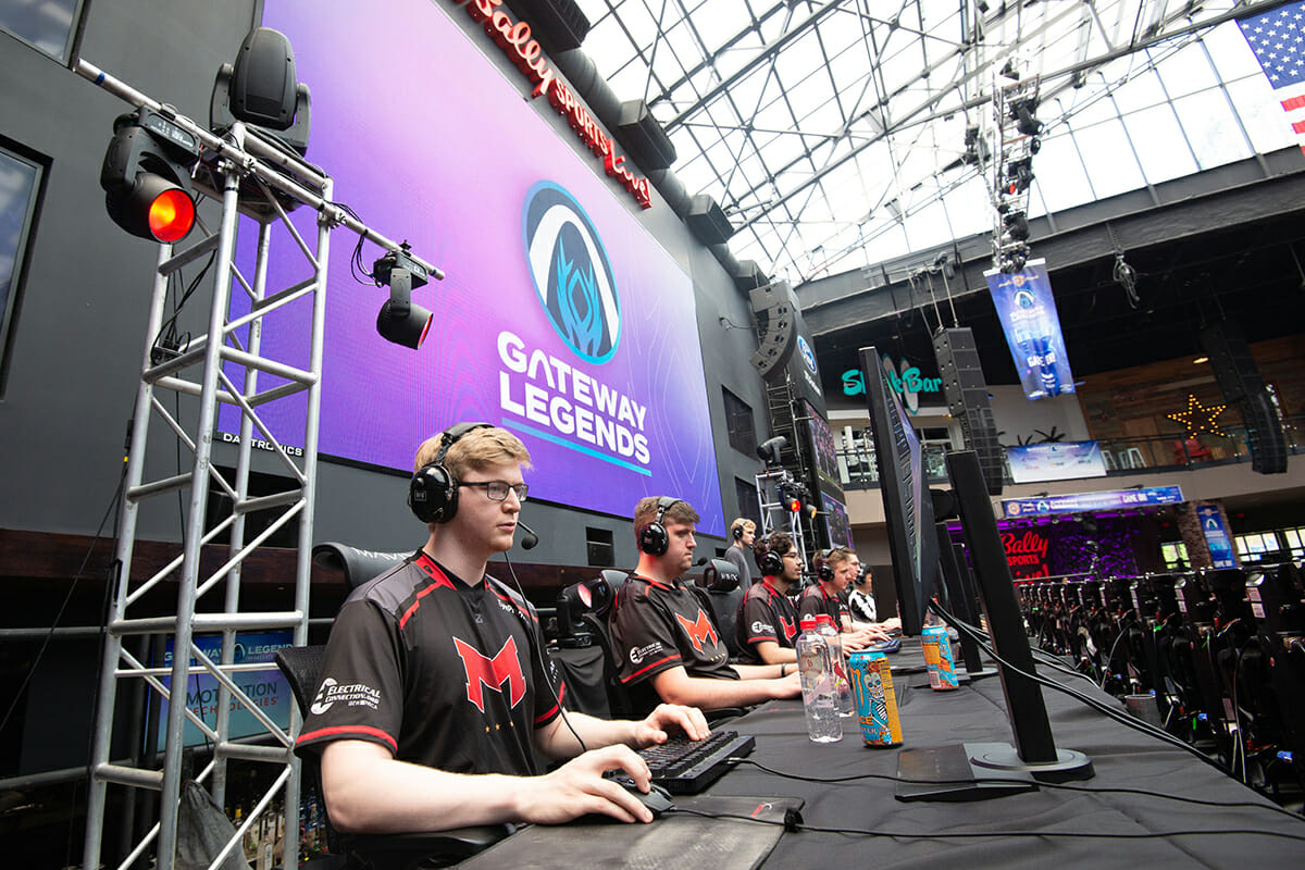 Maryville's Esports Team Wins Gateway Legends Trophy MPress