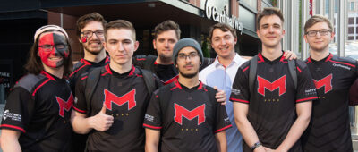 Maryville's Esports Team posing for their winning picture