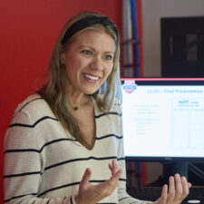 Lindsey Naber instructs Maryville University students