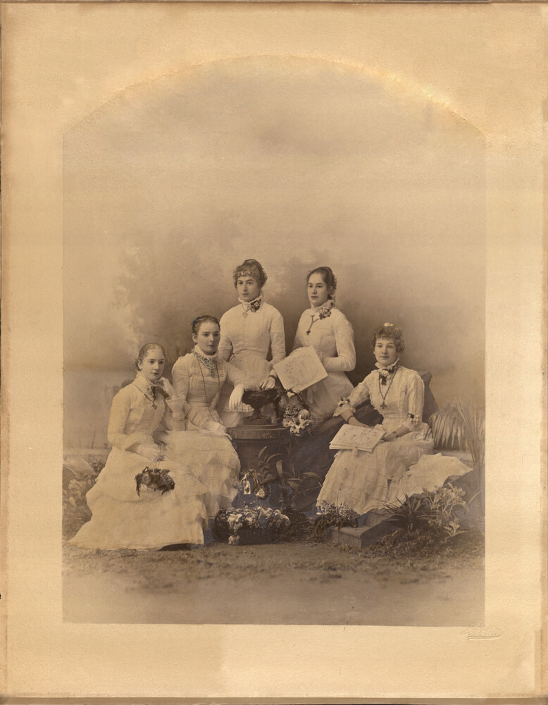 An archival photo from Maryville&rsquo;s founding era.